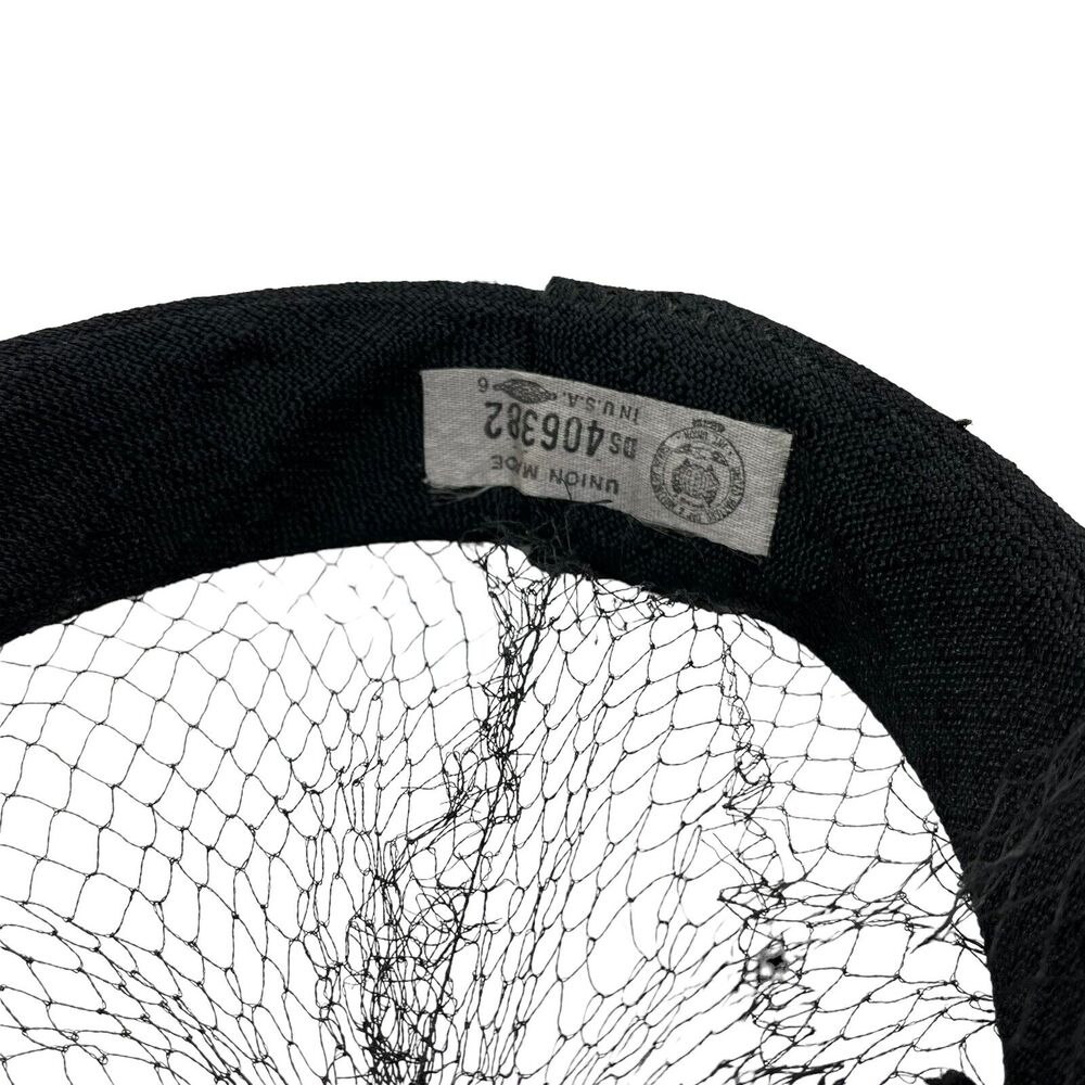 Fascinator Cocktail Ring Hat 1950s Black Velvet Plume Netting Secretary Chic - Picture 7 of 11